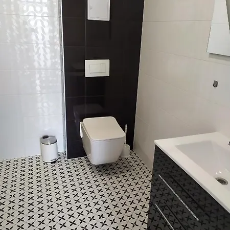 Apartman Till アパート *