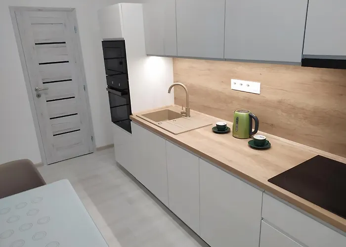 Apartman Till * גלנטה